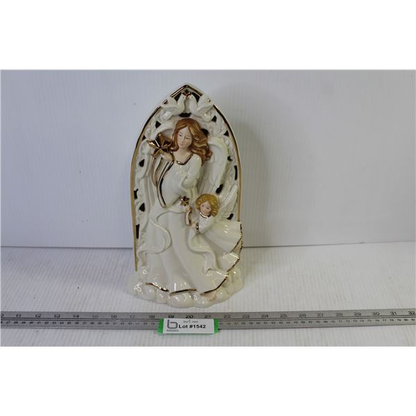 Ceramic Angel Statue (12" x 6 1/2")