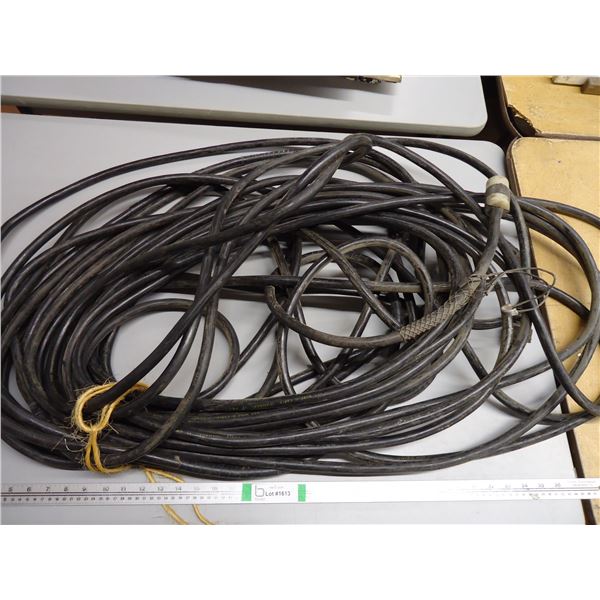 Heavy Duty Gauge Extension Cord-info in pictures