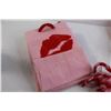 Image 2 : (8) Valentine's Day Bags