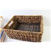 Image 5 : Wicker Basket - Super Matic Cigarette Roller - (2) Small Ducks