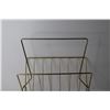 Image 3 : Wire Magazine Rack