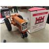 Image 4 : Liberty Classics Minneapolis Moline Model G 850 Die Cast Tractor in Box 1:16 Scale