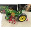 Image 2 : ERTL Precision Series Die Cast John Deere Model A with Cultivator, with Box, 1:!6 Scale