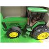 Image 2 : ERTL Collectors Edition JD 8400 Die Cast Tractor with Box 1:16 Scale ; Dual Rear 
