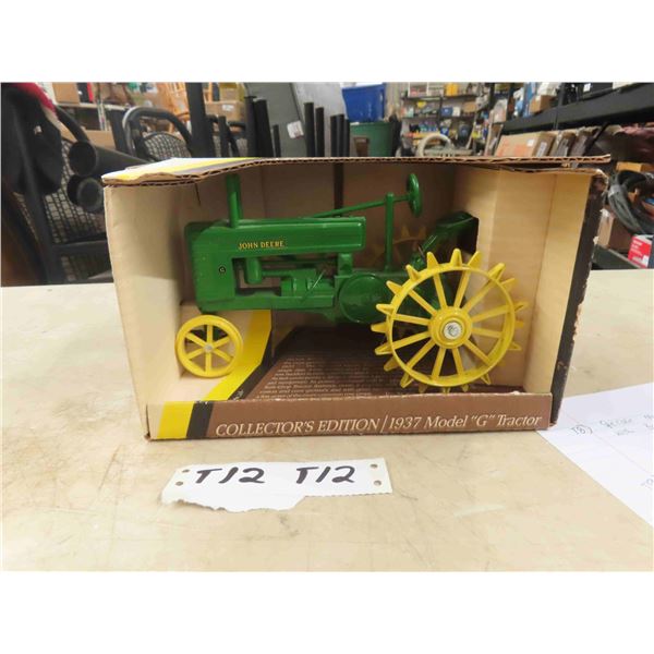 ERTL Collector Edition 1937 Model G Die Cast Tractor with Box 1:16 Scale