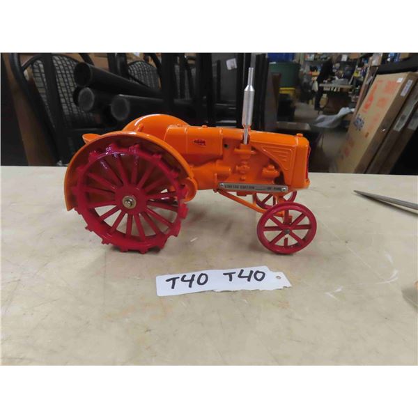 Minneapolis Moline Limited Edition 741/ 1500 Die Cast Tractor with Steel Wheels - 