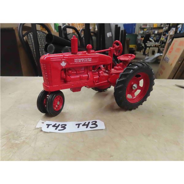 International Heritage Series No 6 Die Cast Tractor - No Brand, No Box 5" x 5" x 7"