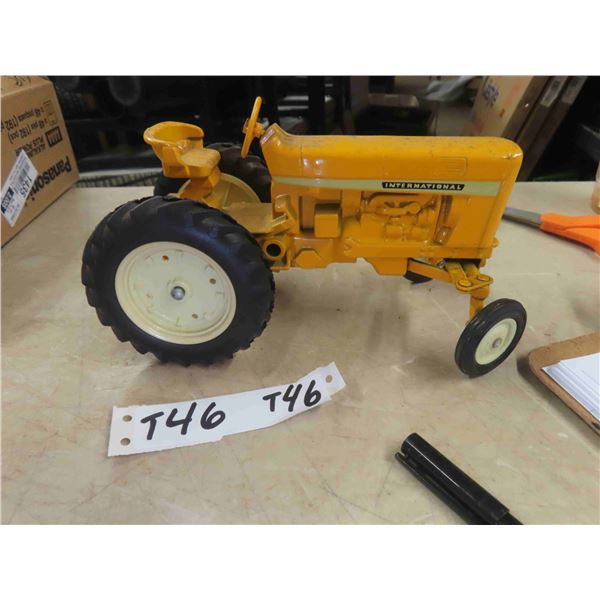 ERTL International Die Cast Tractor - No Box 4" x 5" x 8" 