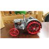 Image 3 : CASE Die Cast Tractor with Steel Wheels - No Brand, No Box 4" x 5.5" x8"