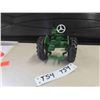 Image 4 : Oliver 440 Die Cast Tractor - No Box 4" x 5"x 7.5" 