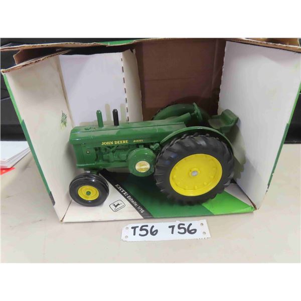ERTL John Deere Row Crop Die Cast Tractor in Box 1:16 Scale - Box in Rough 