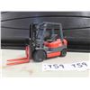 Image 1 : Toyota 6FG/GFD25 Plastic Forklift Toy
