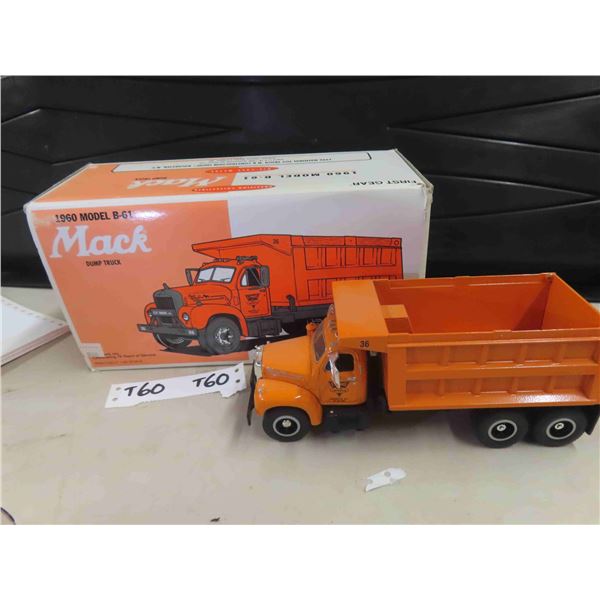First Gear Precision Collectibles 196 Mack Dumptruck Model B-61 with Original Box
