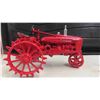 Image 5 : Farmall H Die Cast Metal Tractor, 1:16 Scale 4.5" x 5" x 8" 