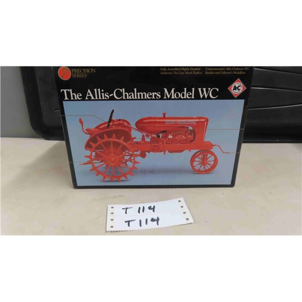 Allis-Chalmers Model WC Precision Series Die Cast Tractor, 1:16 Scale 4"x 5" x 8" 
