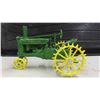 Image 3 : John Deere 1935 Model B Tractor Die Cast Metal with Original Box, 1:!6 Scale,