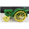 Image 3 : John Deere Die Cast Metal with Metal Wheels, 4.5" x 5" x 8"