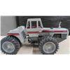 Image 3 : White WFE 4-270 Field Boss, Metal with Rubber Tires, 8" x 8.5" x 16"