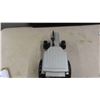 Image 5 : White Farm Equipment 160 White Die Cast Metal with Plastic Tires, 1:16 Scale,
