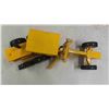 Image 2 : John Deere Grader Die Cast Metal with Rubber Tires, 4" x 5.5" x 13"