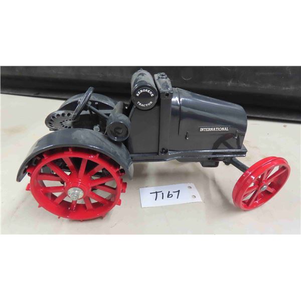 International 8-16 Kerosene Die Cast Tractor Metal with Steel Wheels, 4" x 4.5" x 8"