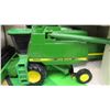 Image 7 : ERTL John Deere Metal 9600 Combine in Original Box, 1:28 Scale