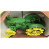 Image 4 : John Deere 1935 Model BR Tractor Metal Die Cast with Steel Wheels, 1:16 Scale