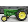 Image 5 : John Deere 40 Metal Tractor with Rubber Wheels 4" x 4.5" x 7.5" 