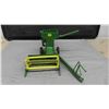 Image 2 : John Deer 42 Metal Die Cast Combine with Rubber Tires 6.5" x 8" x 19"