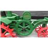 Image 5 : Mogul Kerosene Die Cast Metal Tractor with Steel Wheels 5.25" x 5.25" x 8.75"