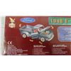 Image 5 : Collection 1948 Ford F1 Pickup Die Cast Metal with Plastic Parts In Original Package,