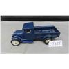 Image 1 : Modern Cast Truck 3" x 3.25" x 8.5" 