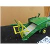 Image 8 : John Deere 121 Pull Type Combine - Metal, No Box 4.5" x 7" x 14.5"
