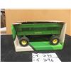 Image 1 : ERTL John Deere Flare Box Wagon with Box, 1:!6 Scale