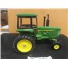 Image 4 : ERTL John Deere Tractor - no box 6" x 8" x 10" 