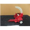 Image 4 : True Scale Metal Vintage Forage Blower 5" x 7" x 7.5" 
