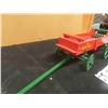 Image 3 : New Idea Manure Spreader Wagon, Die Cast 3.5" x 4" x 15" 