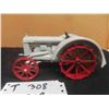 Image 5 : 1990 ERTL Fordson Steel Wheel Tractor 3.5" x 4" x 8.5" 