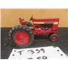 Image 1 : ERTL International Farmall 656 Die Cast Tractor 3.5" x 3.5"x 5" 