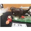 Image 3 : Modern Cast Mechanical Milking Cow - No Box 3" x 4.5" x 9.5" 