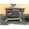 Image 2 : Cast Wood Cook Stove - No Box 3" x 6" x 6.5"
