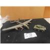 Image 1 : Die Cast Tank 2.5" x 2.5" x 4.5" + Plastic Military Plane - No Box 12" x 16.5" 