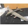 Image 6 : Die Cast Tank 2.5" x 2.5" x 4.5" + Plastic Military Plane - No Box 12" x 16.5" 