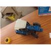 Image 6 : ERTL Ford 8340 4WD Diecast Tractor 1992 Collector Edition Scale 1:16 with Box 