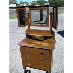 Oak 3 drawer dresser