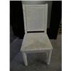 Image 1 : White wicker chair