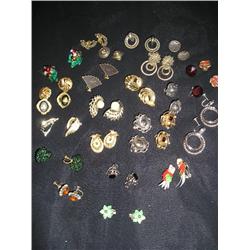 Earing Sets! Lots of them!!!