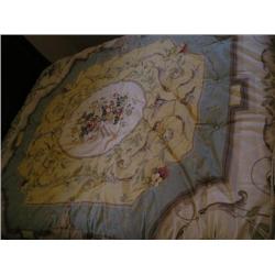 Full size down comforter w/pillow shams