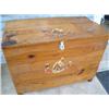 Image 1 : Pine blanket box