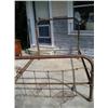 Image 1 : Iron bed w/rails